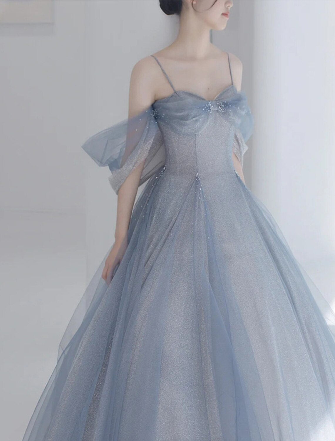 Vestido de fiesta con pedrería, para invitados de boda, graduación, largo hasta el suelo, sin mangas, hombros descubiertos, de tul con purpurina